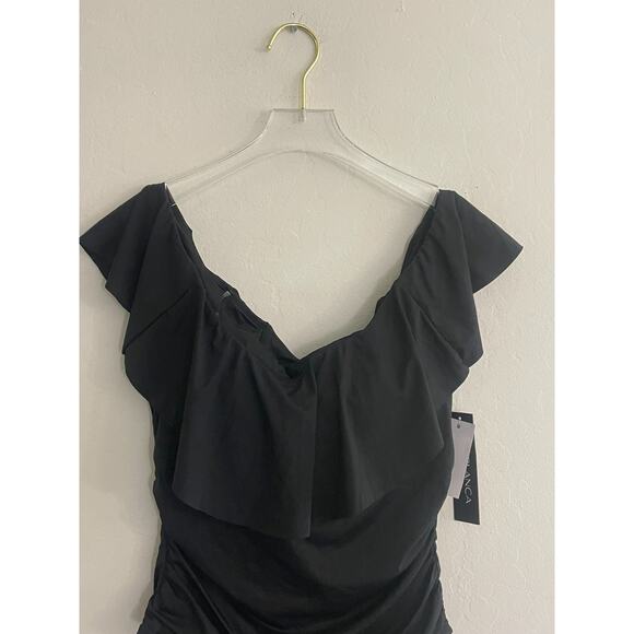 La Blanca Swimsuit 14 Black Off or On Shoulder Slimming One Piece Swim NEW $130 - Picture 5 of 10